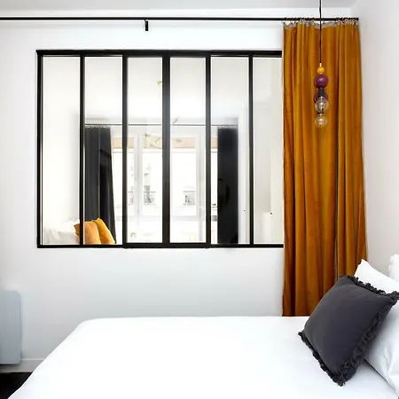 아파트 Habitat Parisien - Ponthieu Champs Elysees *