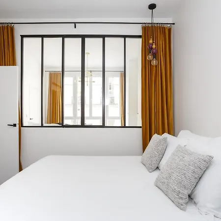 Habitat Parisien - Ponthieu Champs Elysees 아파트