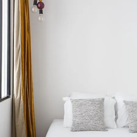 Habitat Parisien - Ponthieu Champs Elysees Apartment Paris