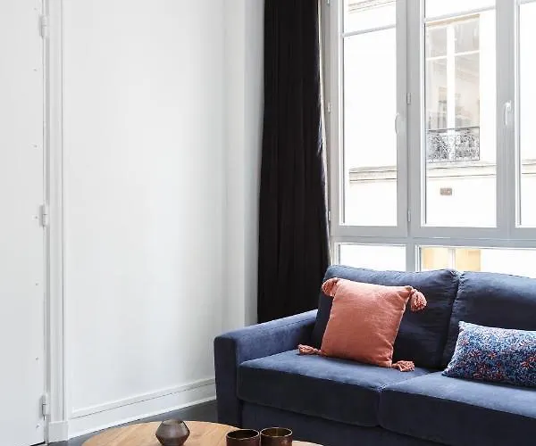 Habitat Parisien - Ponthieu Champs Elysees Lägenhet