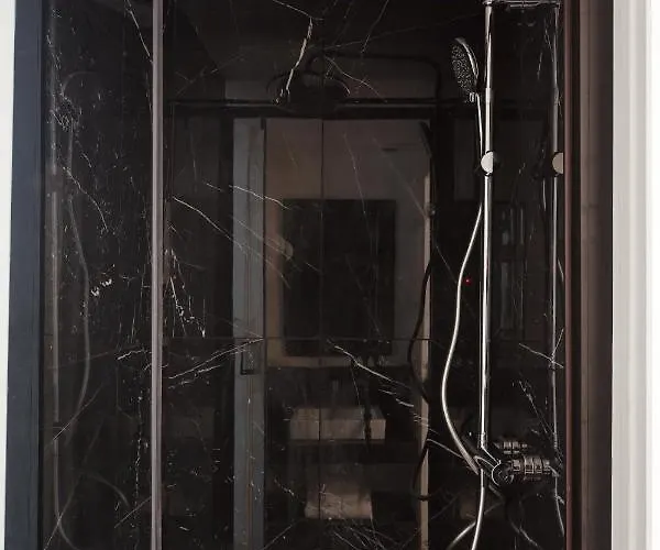 Habitat Parisien - Ponthieu Champs Elysees Παρίσι