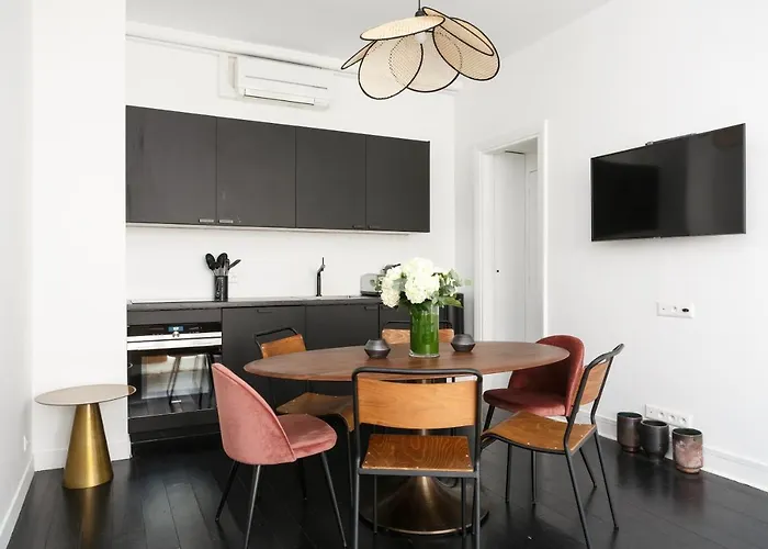 Habitat Parisien - Ponthieu Champs Elysees * Παρίσι